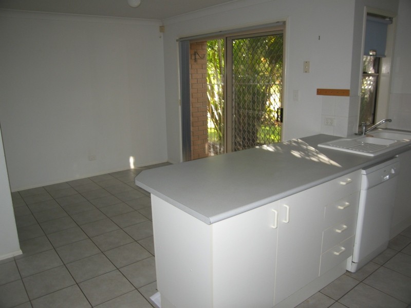 1 Laura Anne Drive, Windaroo QLD 4207