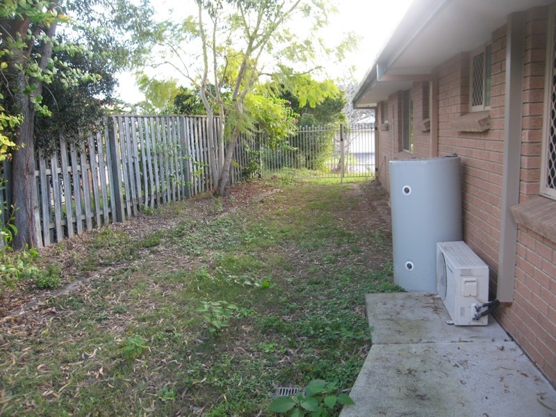 1 Laura Anne Drive, Windaroo QLD 4207