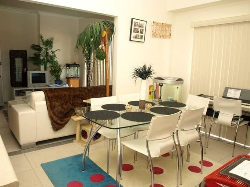 8 Silkwood Way, Molendinar QLD 4214