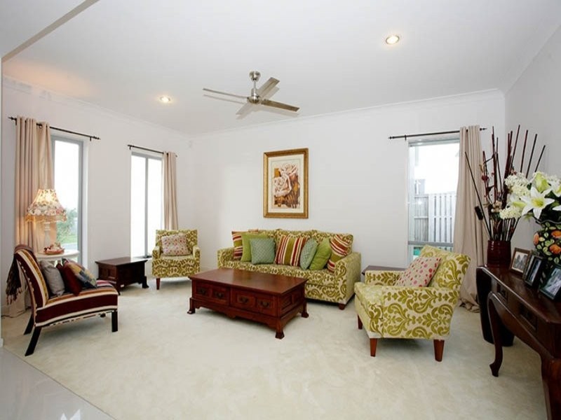 26 Hazelmere Crescent, Ormeau QLD 4208