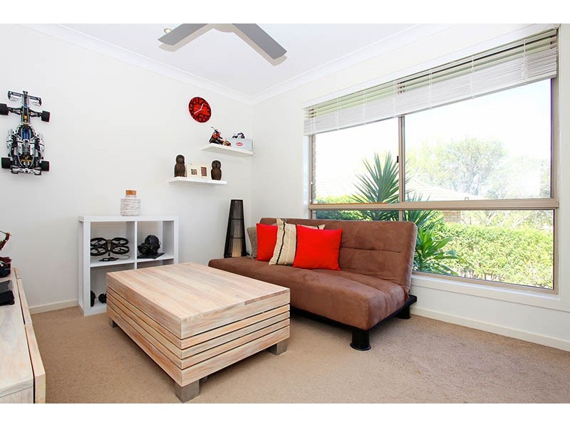 5 Eric sykes Close, Parkwood QLD 4214