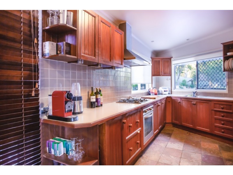 25 Darling Crescent, Molendinar QLD 4214