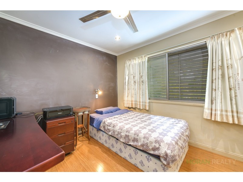 25 Darling Crescent, Molendinar QLD 4214