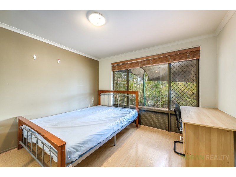 25 Darling Crescent, Molendinar QLD 4214