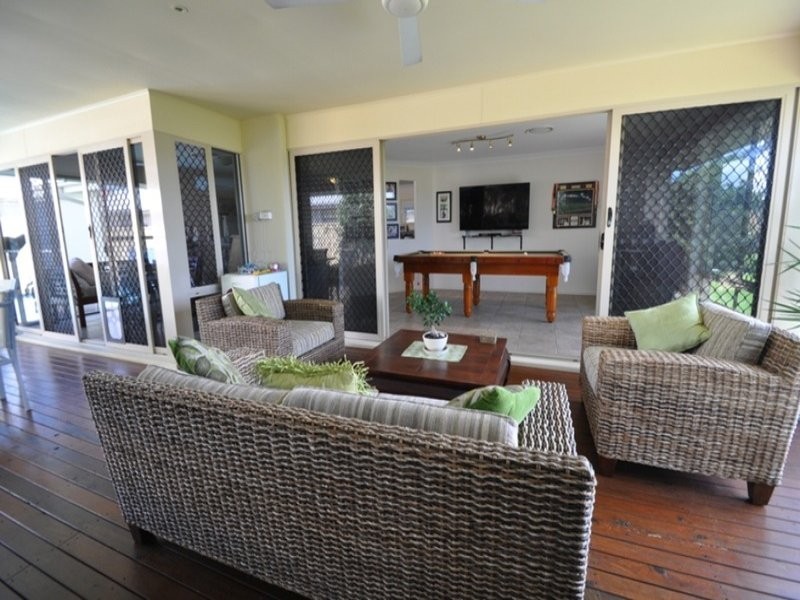 112 crestwood  Drive, Molendinar QLD 4214