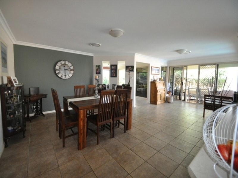 112 crestwood  Drive, Molendinar QLD 4214