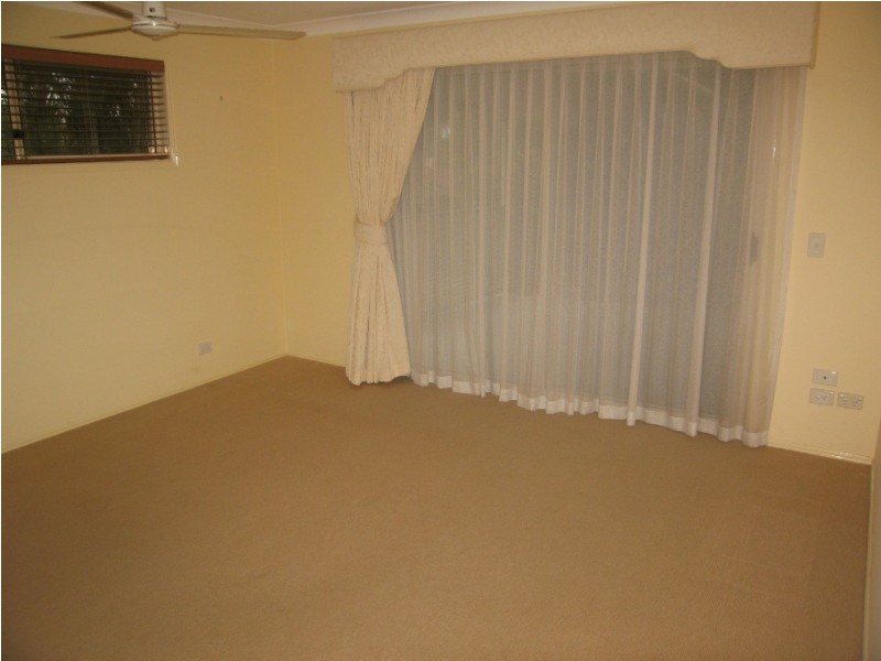 15 Oak Hill Crescent, Parkwood QLD 4214