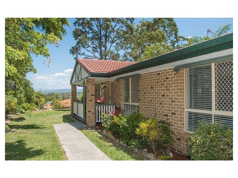 1 Watford Crescent, Molendinar QLD 4214