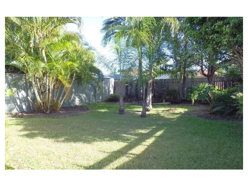 20 Stephenson Street, Labrador QLD 4215