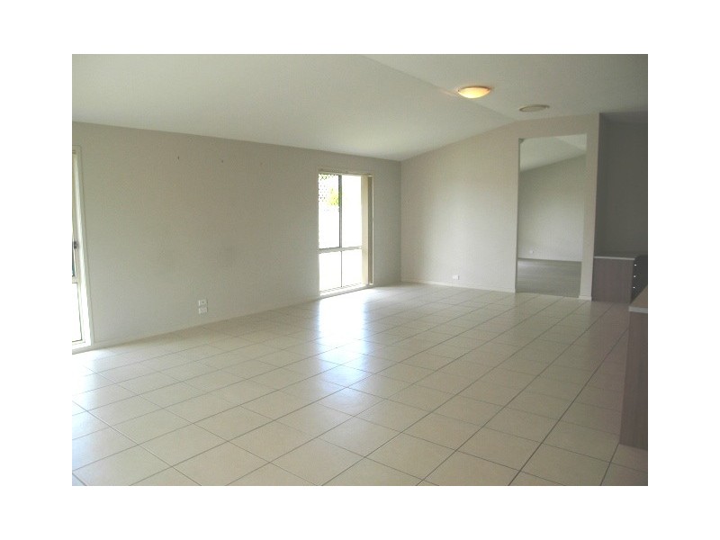 22 Viewridge Way, Molendinar QLD 4214