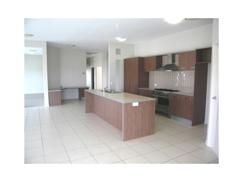 22 Viewridge Way, Molendinar QLD 4214