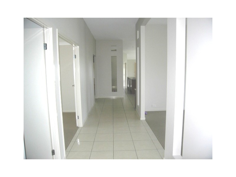 22 Viewridge Way, Molendinar QLD 4214