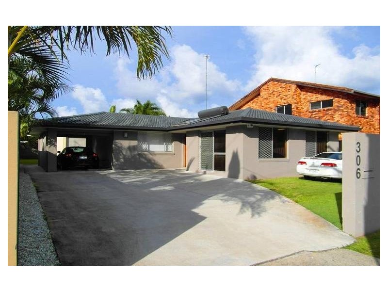 306 Ferry Road, Southport QLD 4215