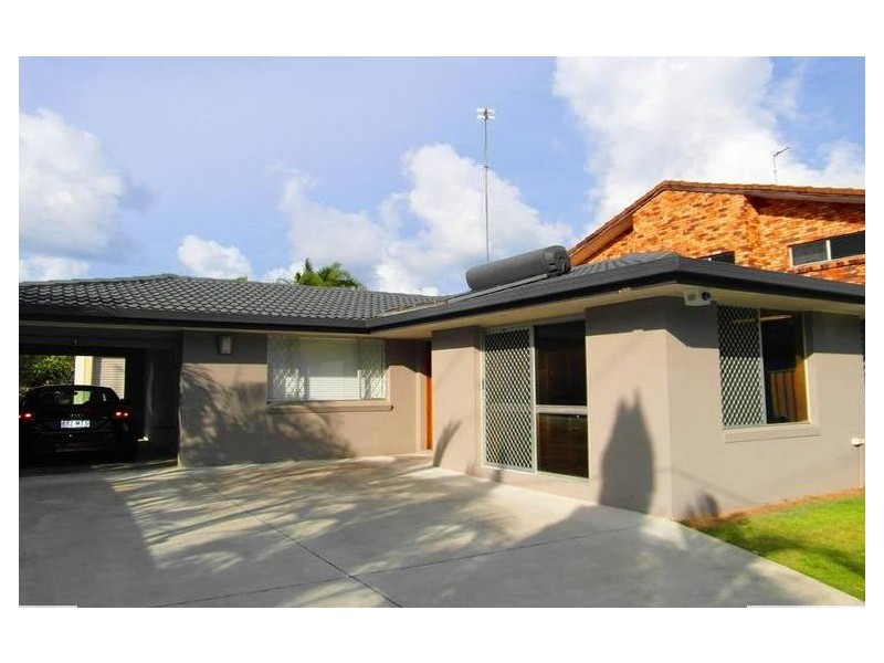 306 Ferry Road, Southport QLD 4215