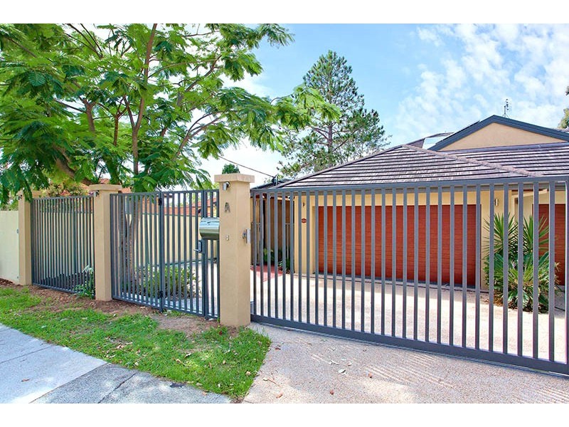 463A Pine Ridge Road, Runaway Bay QLD 4216