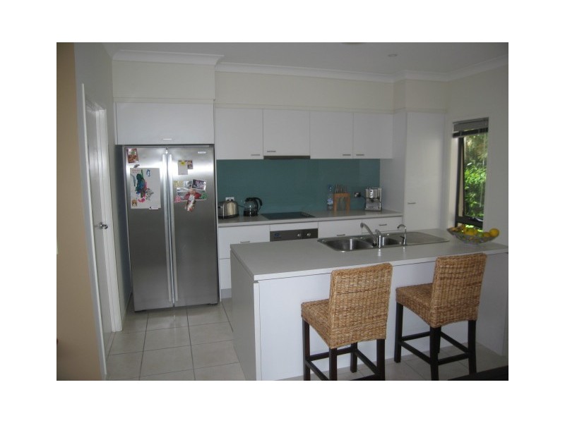 10 Mahogany Place, Molendinar QLD 4214