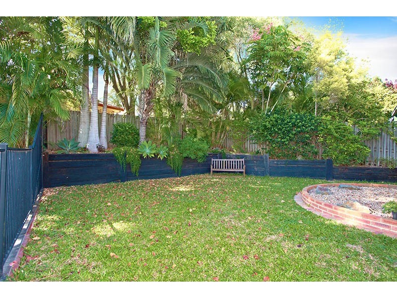 17 Castle Rock Street, Parkwood QLD 4214