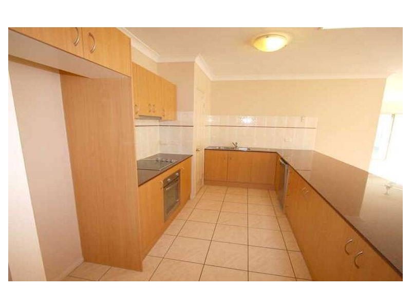 66 Coachwood Drive, Molendinar QLD 4214