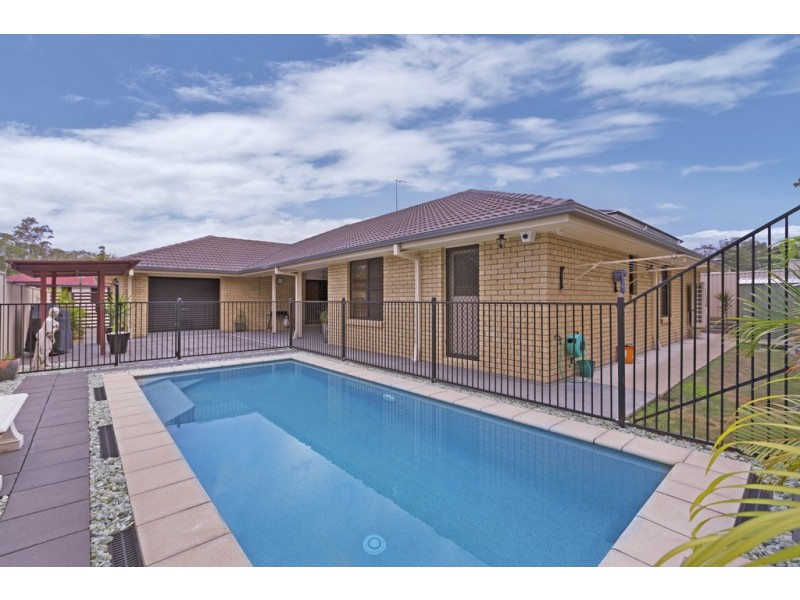 7 Banbrook Court, Molendinar QLD 4214