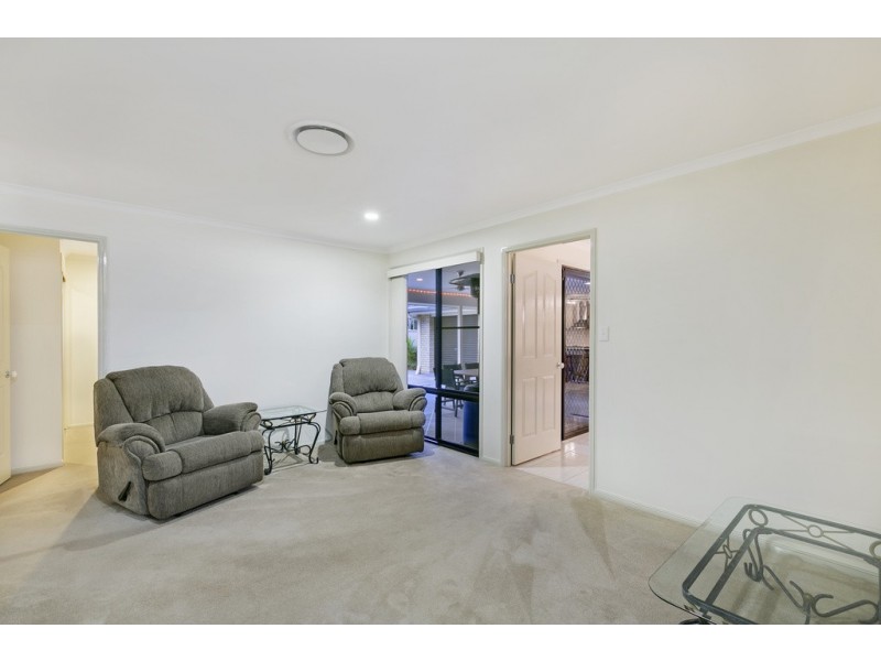 7 Banbrook Court, Molendinar QLD 4214