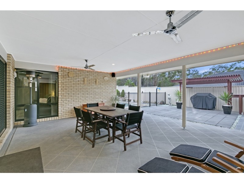 7 Banbrook Court, Molendinar QLD 4214