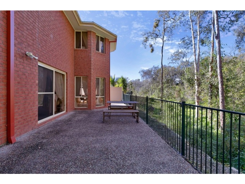 14 Banbrook Court, Molendinar QLD 4214
