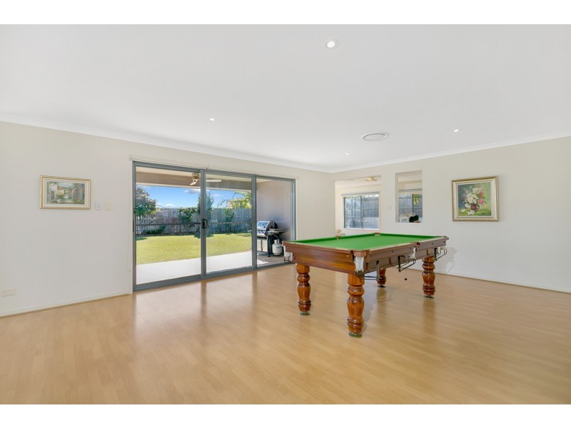 4 Viewridge Way, Molendinar QLD 4214