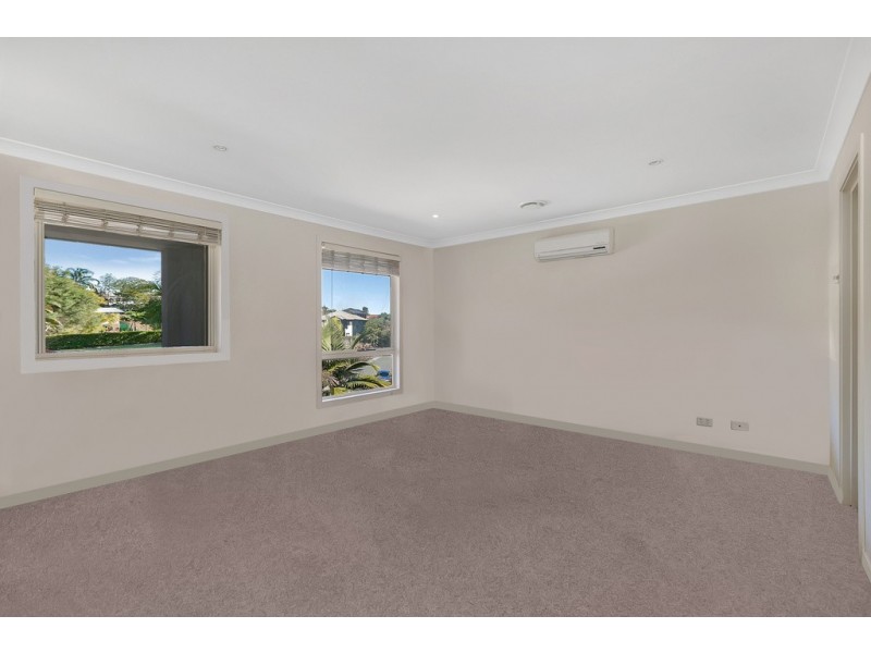 28 Lockwood Place, Molendinar QLD 4214