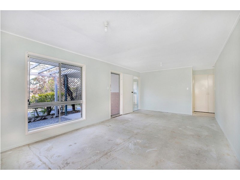 38 Bloodwood Crescent, Molendinar QLD 4214