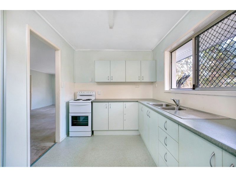 38 Bloodwood Crescent, Molendinar QLD 4214