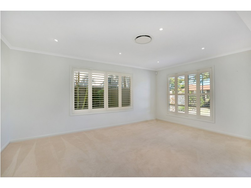 5 Leopard Tree Place, Molendinar QLD 4214