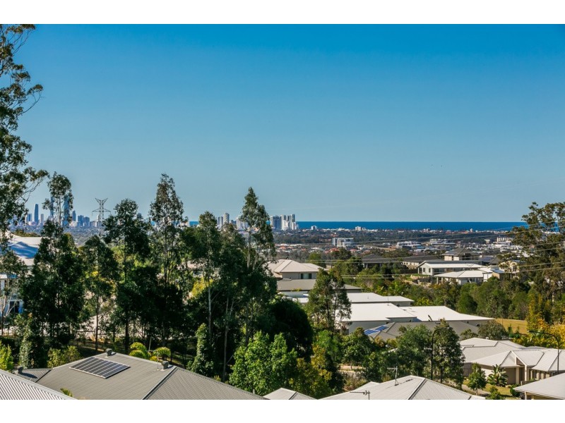 2/23 Worchester Terrace, Reedy Creek QLD 4227