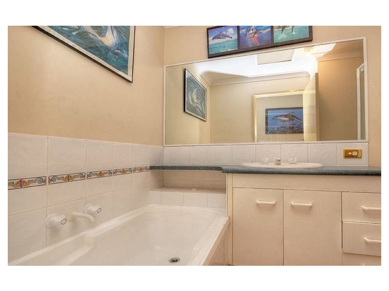 37/167 Central Street, Labrador QLD 4215