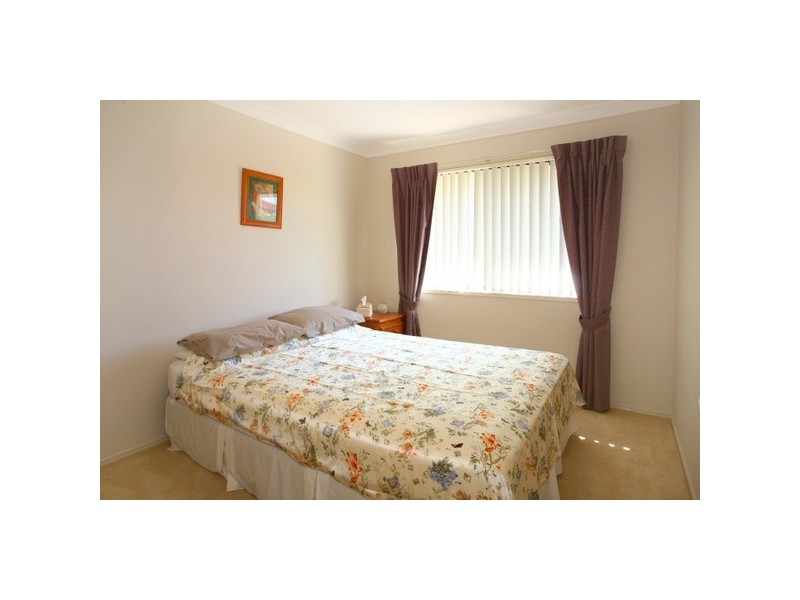 95 Highcrest Cct, Molendinar QLD 4214