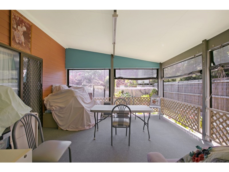 5 Brookside Road, Labrador QLD 4215