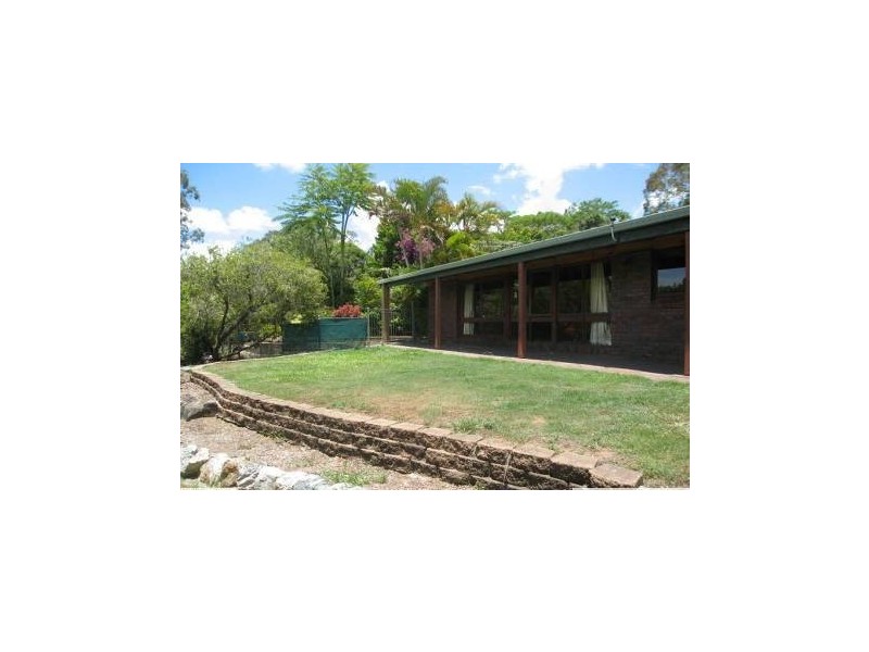 225 Drews Road, Loganholme QLD 4129