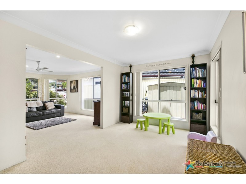 10 Tanzen Drive, Arundel QLD 4214