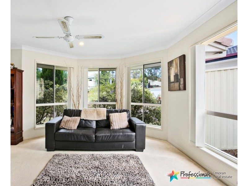 10 Tanzen Drive, Arundel QLD 4214
