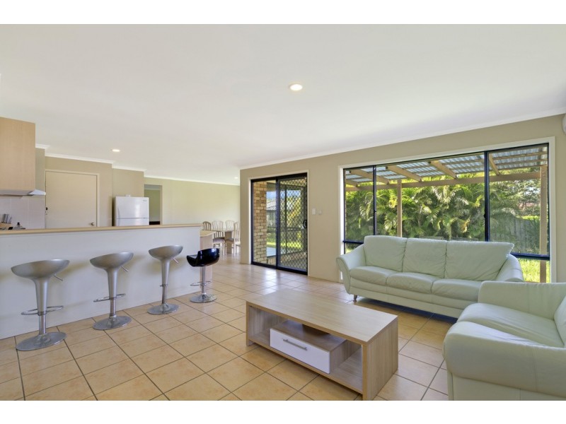 12 Brookland Court, Molendinar QLD 4214