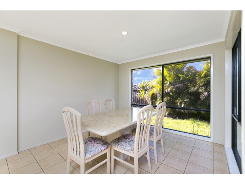 12 Brookland Court, Molendinar QLD 4214