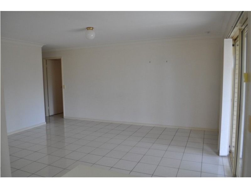 9 Zoeller Drive, Parkwood QLD 4214