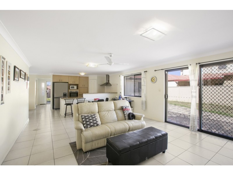 7 Oakridge Place, Molendinar QLD 4214