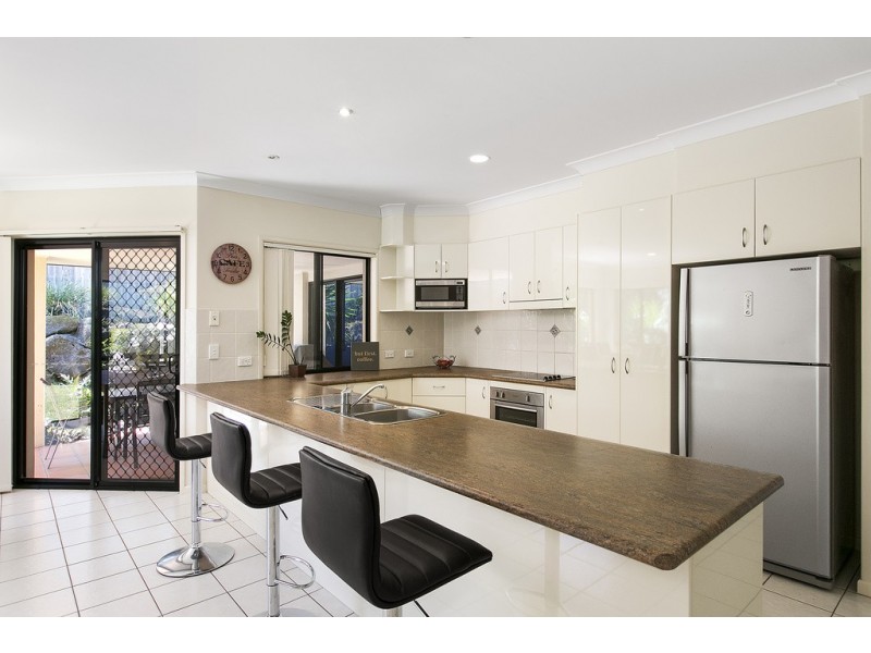 6 Lillywood Circuit, Molendinar QLD 4214