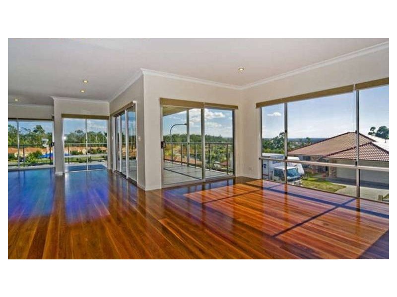 49 Zane Street, Molendinar QLD 4214