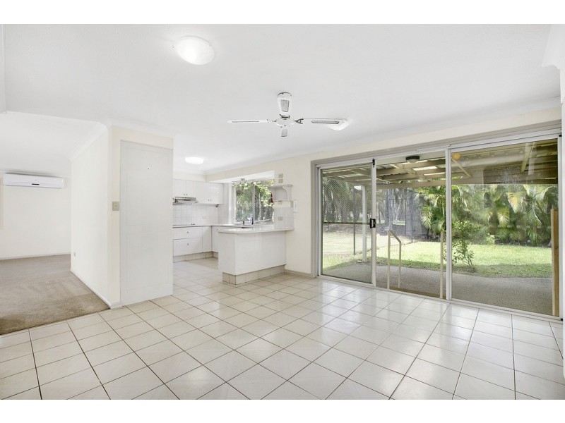 1/143 Cotlew Street, Ashmore QLD 4214