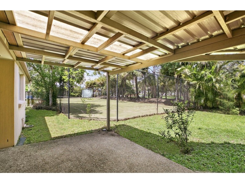 1/143 Cotlew Street, Ashmore QLD 4214