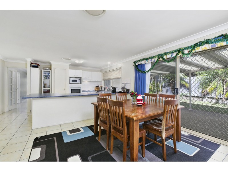 3 Lillywood Circuit, Molendinar QLD 4214