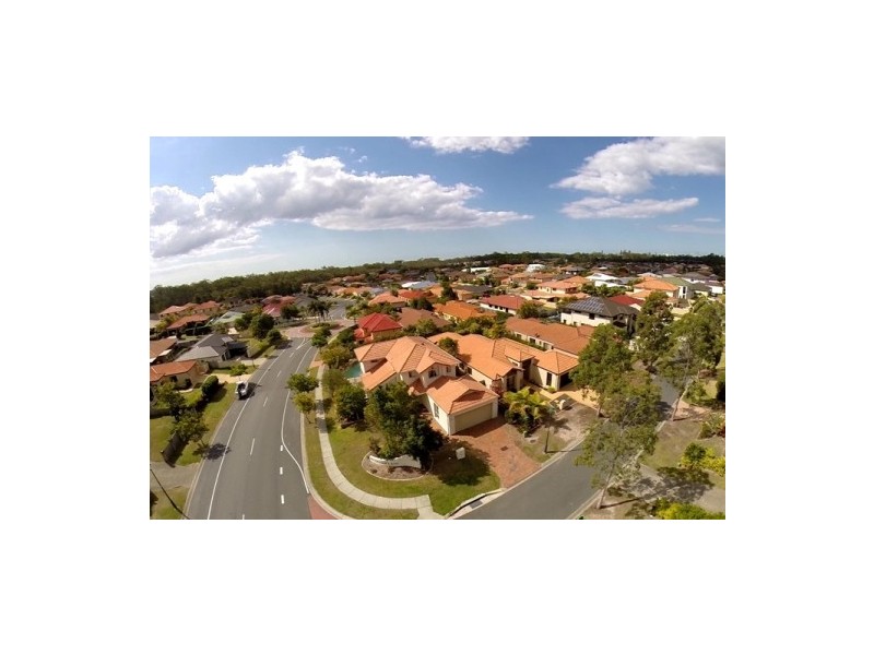 2 Redgum Place, Molendinar QLD 4214