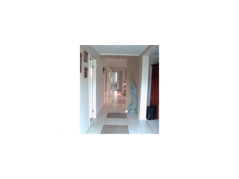 64 Coachwood Drive, Molendinar QLD 4214