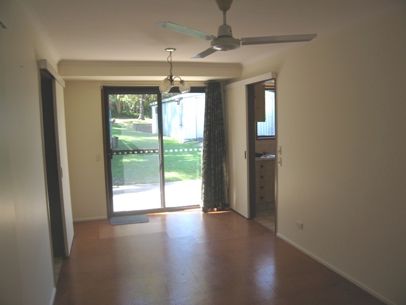 51 Macquarie Avenue, Molendinar QLD 4214